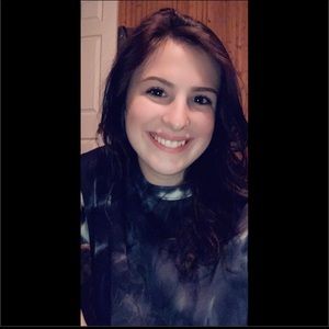 Meet your Posher, Brittney